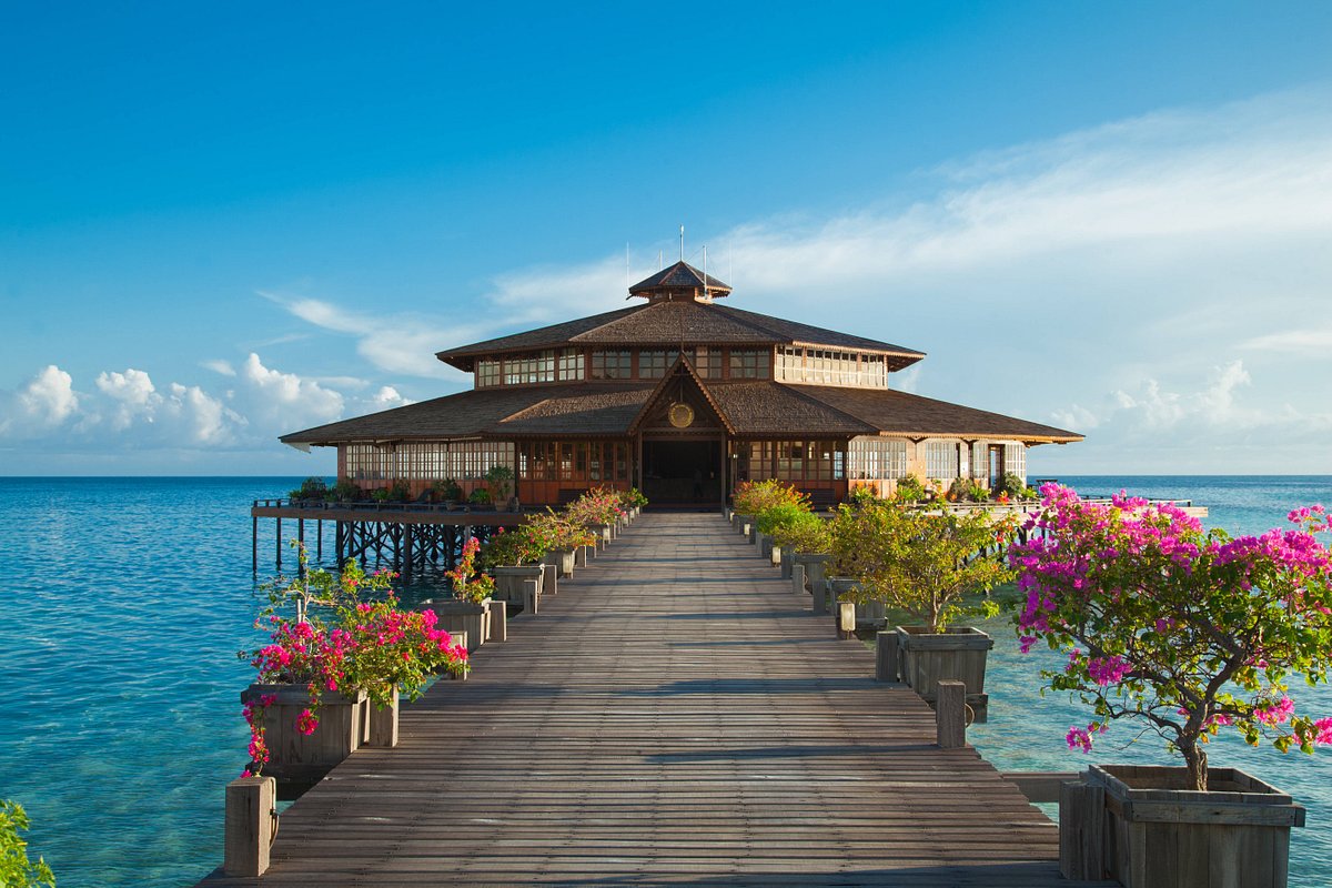 Lankayan Island Resort